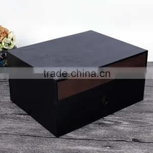 Europe and the United States Sell Like Hot Cakes Wholesale Custom Wooden Box, Wine Champagne Black Gift Box thumbnail-2