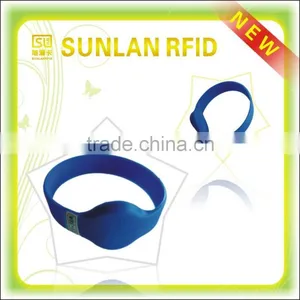 2015 Eco-Friendly RFID Wristband for Sports Gym, Sauna, Water Park thumbnail-5