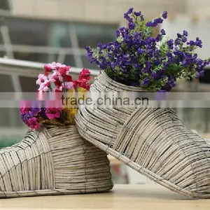 Handmade Creative Shoes Shape Wicker Artificial Flower Basket Decoration Grey Wicker Flower Planter Pot thumbnail-1