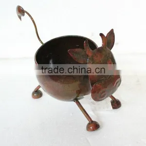 Flower Pot With Animal Decor thumbnail-3
