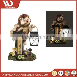 China Supplier Art Work Hedgehog Resin Craft Led Solar Lighting System Decoration thumbnail-3