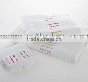Emroidered Towels Sets thumbnail-1