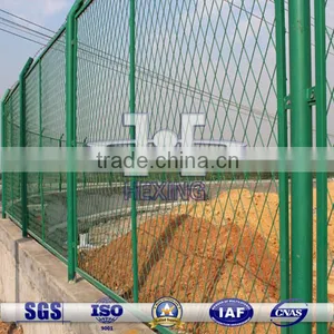 Expanded Metal Fence thumbnail-1