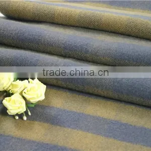 Tassel Design Throw thumbnail-3