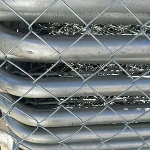 Factory Direct Galvanized Steel Sports Fencing Durable Court Fence for Sport Venues thumbnail-4