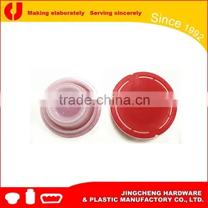 56mm Plastic Screw Cap / Plastic Spout / Twist off Cap for Brake Fluid Manufacture China thumbnail-3