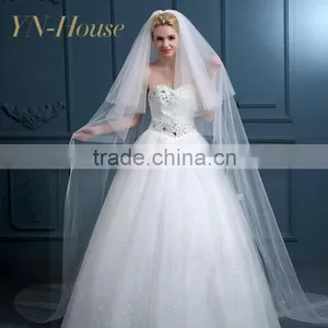 Beautiful Lace Appliqued Trim Floor Length 3 Meter Long Wedding Bridal Veil thumbnail-2