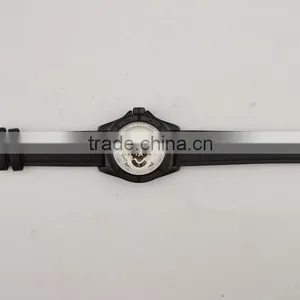 Hot-selling High Quality Genuine Leather Alloy Case Men Watch thumbnail-4