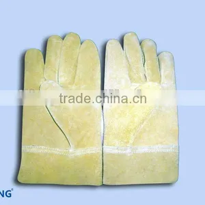 Cow Split Leather Welding Glove thumbnail-1