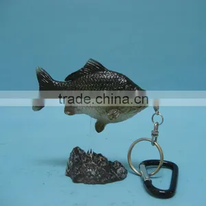 Plastic Fish With Base thumbnail-1