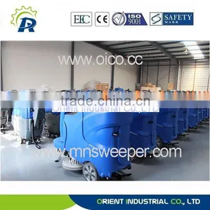 Germany Technology Professional Supermarket Outdoor Ride on Washer Commercial Floor Scrubbers Machine With Lead Acid Battery thumbnail-6
