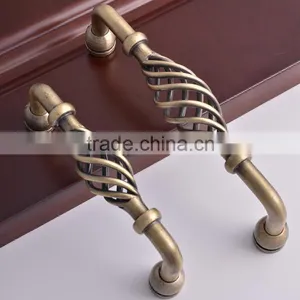 160mm Nest Shaped Ancient Vintge t Bar Closet Wine Cabinet Livingroom Classical Bronze Pull thumbnail-3