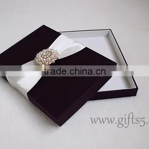 2016 Latest Luxury Wedding Gift Box Wedding Invitation Box With Ribbon Custom Made thumbnail-4