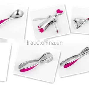 Newly Design Heart Shape Zinc Alloy Kitchen Tools Corkscrew thumbnail-1