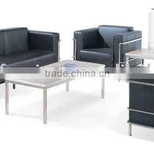 Leather Sofa thumbnail-1