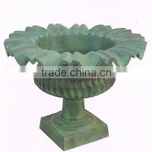 Cast Aluminum Garden Planter thumbnail-1