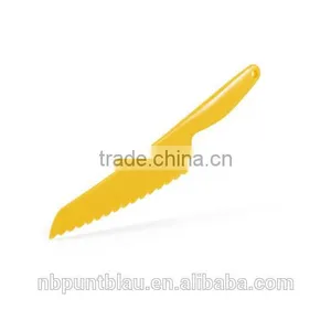 Cake Knife Plastic Cheap Kitchen Knife thumbnail-2