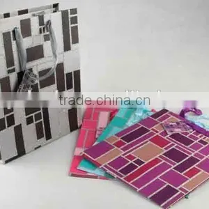 Foldable Gift Bag With Irregular Squares/ Shopping Bag thumbnail-3