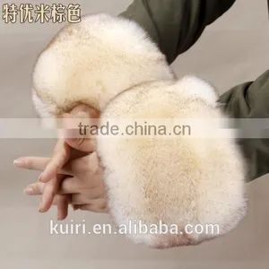 Factory Supply High Quality Extra Large Faux Fur Fox Fur Cuff Oversleeps Hand Ring Wristiest Gloves thumbnail-3