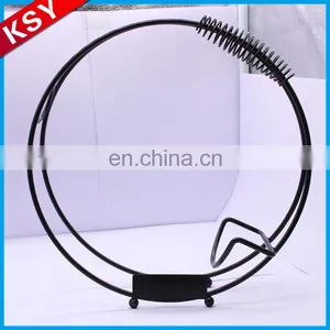 Good Reputation Factory Price Romantic Display Fashion Metal Single Wire Wine Bottles Rack thumbnail-5