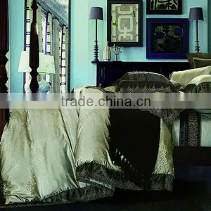 SATIN/YARN-DYED JACQUARD DUVET COVER thumbnail-1