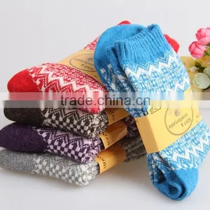 Women's Thicken Socks 5 Pairs/lot New Winter Thermal Cashmere Socks Women Warm Rabbit Wool Socks thumbnail-1