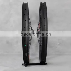 2016 Ican 29+ Carbon Wheels 29 Plus Carbon Fat MTB Wheelset Rim 50mm Width Double Wall Hookless Tubeless Compatible thumbnail-2