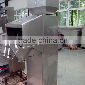 YB-10 Bag Given / Rice, Nuts Filling Machine thumbnail-1