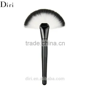 New 1pc Soft Makeup Large Fan Brush Blush Powder Foundation Make Up Tool thumbnail-3