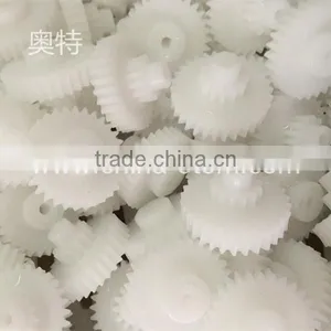 High Hardness Chemical Resistance POM Pinion Gear thumbnail-2