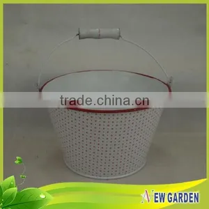 Waterproof Practical High Level White Indoor Hanging Plant Pots thumbnail-6