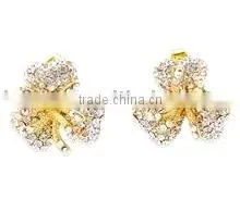 Newest Gold Flower Fashion Earring thumbnail-1