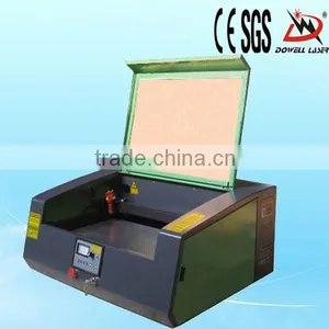 2013 Hot Sale Easy Operate Laser Engraving Machines thumbnail-1