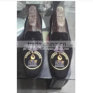 Dress Shoes thumbnail-1