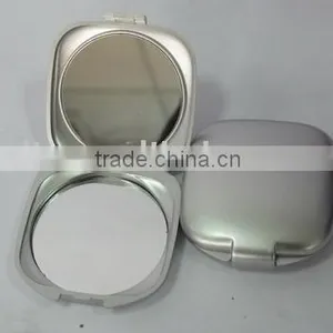 Square Shape Double Sides Compact Mirror thumbnail-1