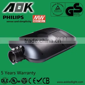 5years Warranty MW Driver IP65 120W Solar Power LED Street Light thumbnail-2