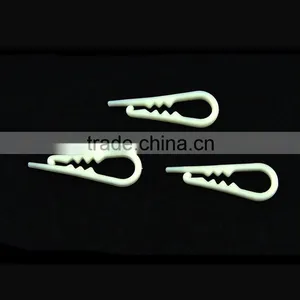 6.3cm Milk White U Shape Plastic Shirt Collar Clips With Teeth thumbnail-3