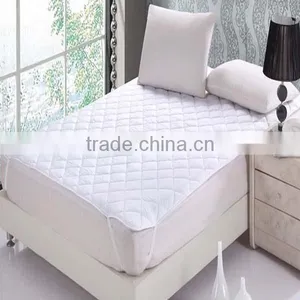 100% Luxry and White Mattress Protector for Hotel Usage thumbnail-1