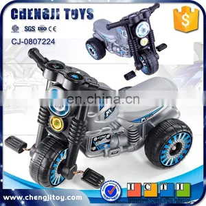Funny Small Plastic Tricycle Pedal Toy Car thumbnail-1