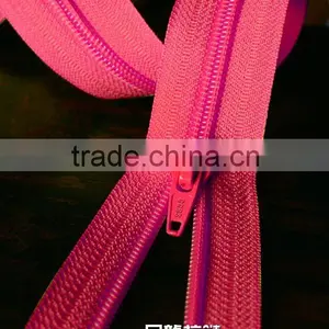 2014 High Quality No.5 Fashion Long Chain Nylon Zipper for Sale thumbnail-1