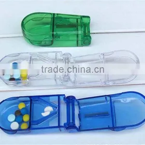 Colorful Plastic Pill Cutter and Crusher thumbnail-5
