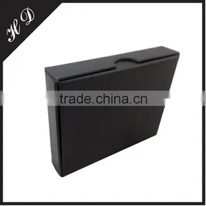 Custom Black Cardboard Scarf Packaging Box With Lid Design thumbnail-4