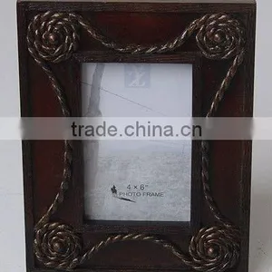 2011 the Most Delicate Wooden Photo Frame thumbnail-1