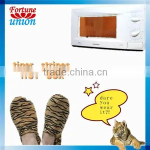 Heatable Spa Socks Warm Like Tiger thumbnail-1