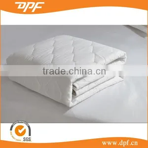 Wholesale Cheap Hotel Lightweight Waterproof Mattress Protector Fabric thumbnail-1