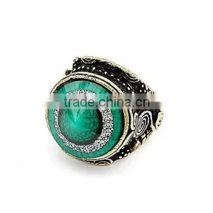 Good Quality Antique Wedding Style Vintage Estate Ruby Emerald Gems Ring thumbnail-2