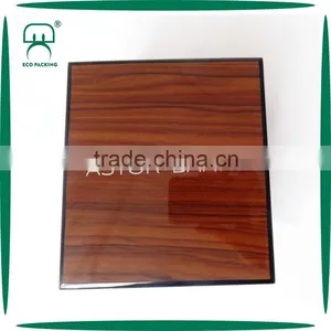 Custom Logo Laquer MDF Woodgrained Wooden Watch Box thumbnail-1