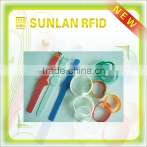 Tracking Chip Adjustable Silicon RFID Wristband thumbnail-2