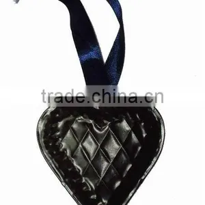 Metal Heart Shape Decoration, Heart Shape Metal Christmas Decorations, Metal Hanging Heart Decoration, 2013 Christmas Decoration thumbnail-1