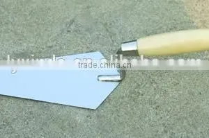 Linyi Hand Tool Bricklayer Trowel thumbnail-3